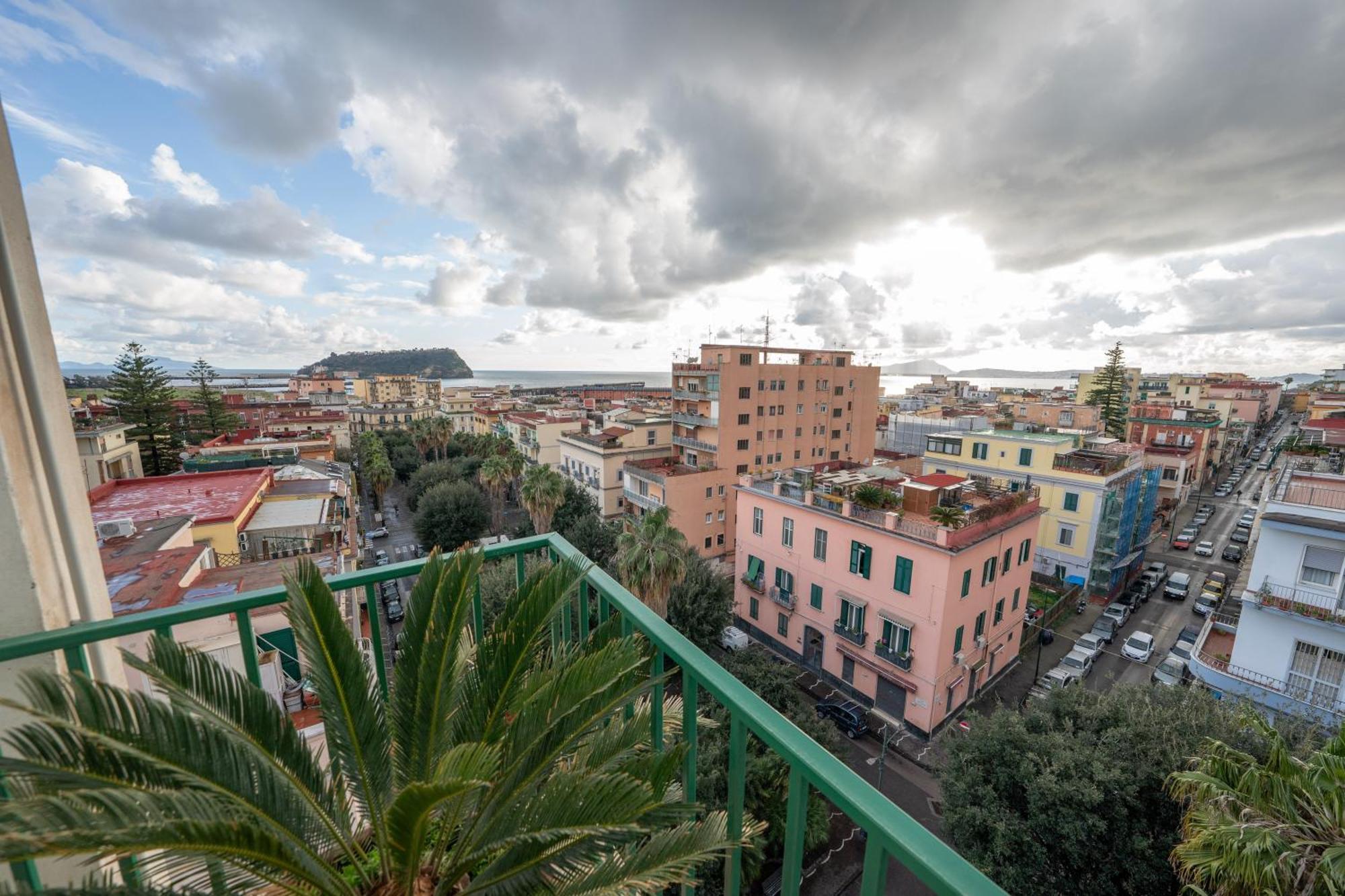 Hotel Seconda Stella A Destra Napoli Esterno foto